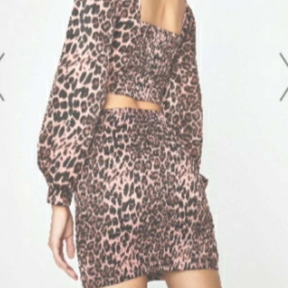 DOLLS KILL Velvet Leopard Side Ruffle Mini Skirt 👌 - Picture 5 of 6